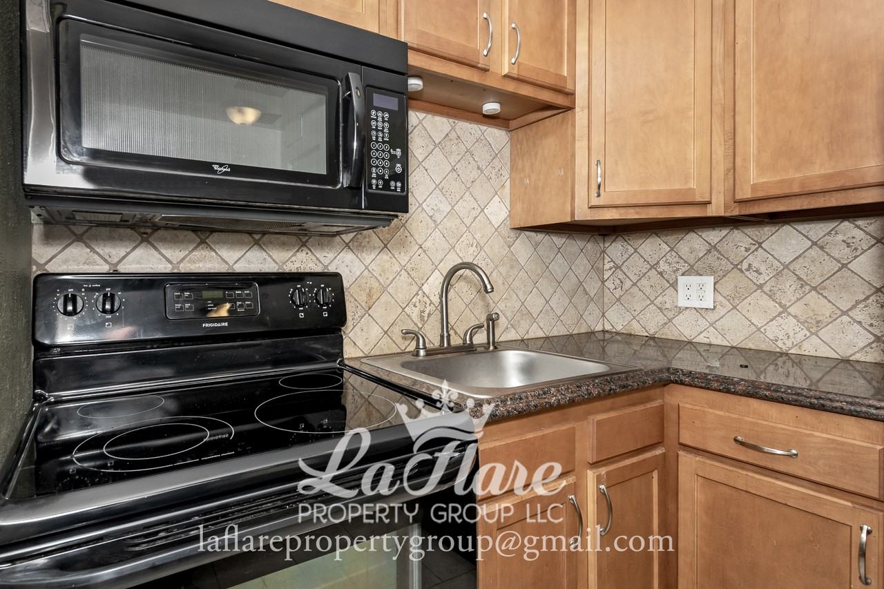 3925 Torrance Dr #2 - Photo 6 of 14