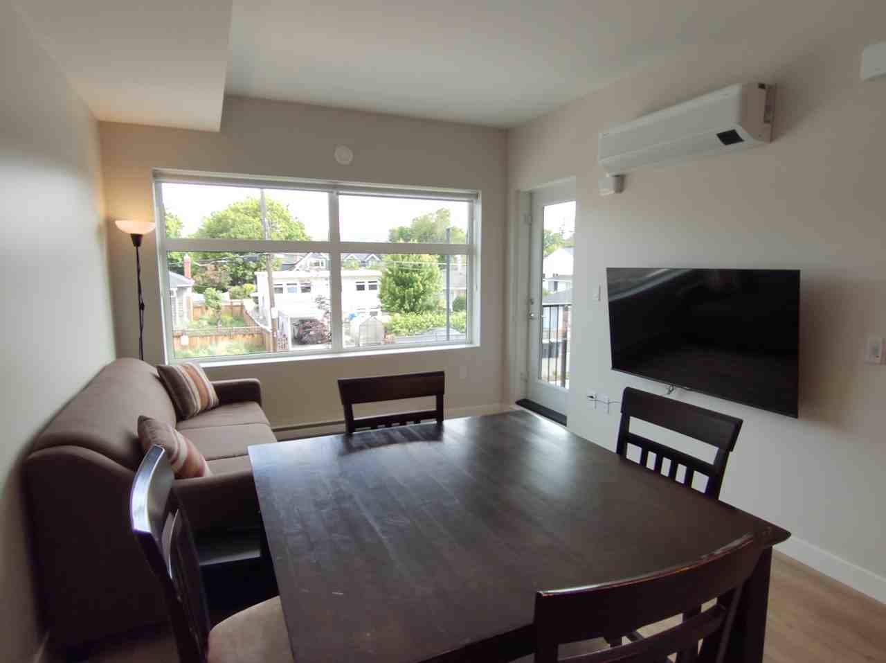 416 Royal Ave Null #204 - Photo 3 of 10