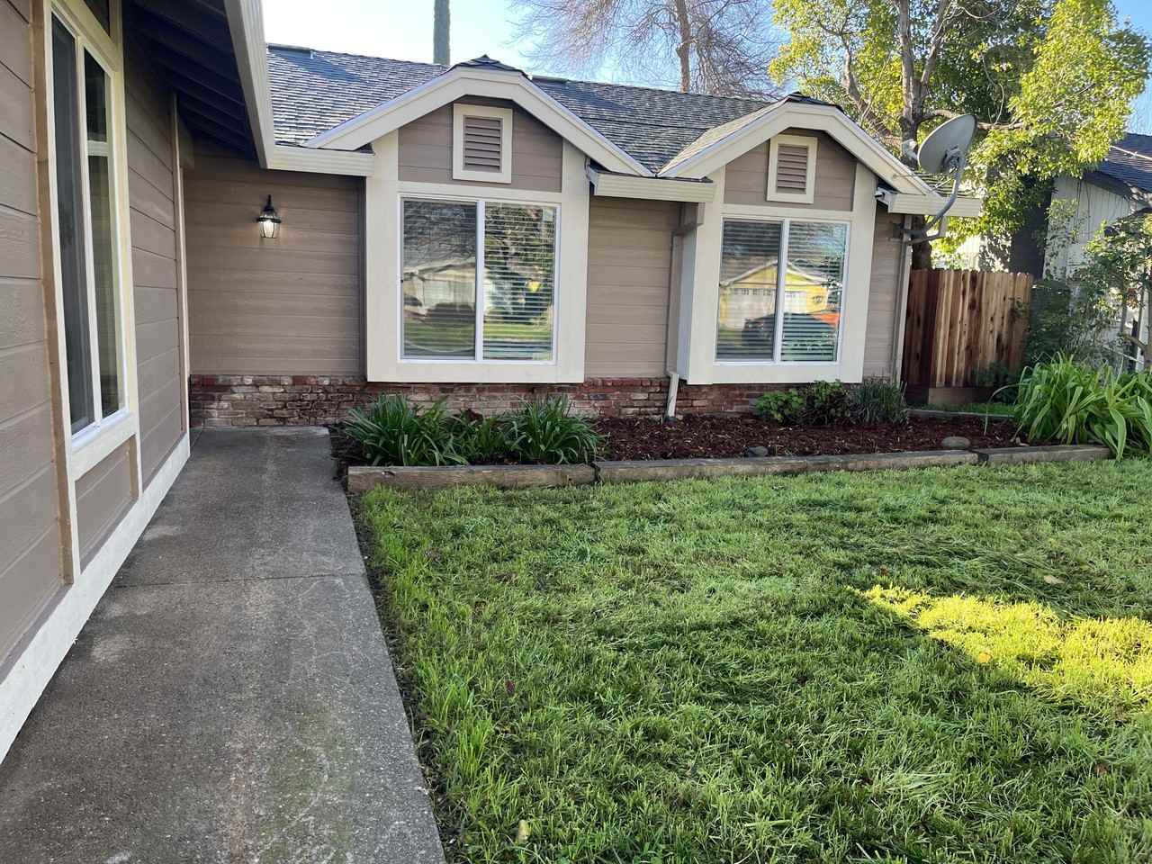 1706 Brookglen Dr #1 - Photo 3 of 14