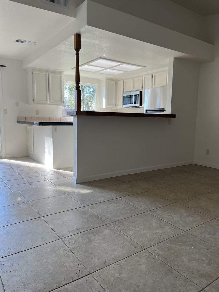 1706 Brookglen Dr #1 - Photo 6 of 14