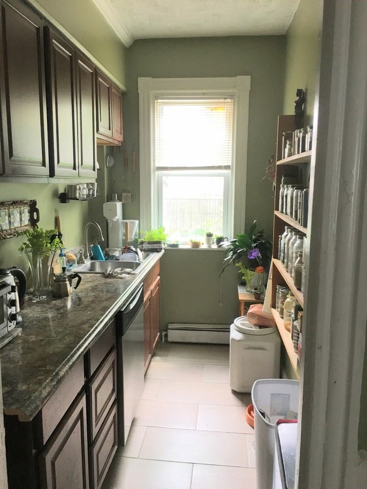 138 Penn StreetApt 1 #1 - Photo 2 of 8