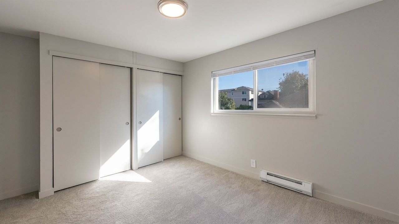 Sylvan Court - Photo 6 of 29