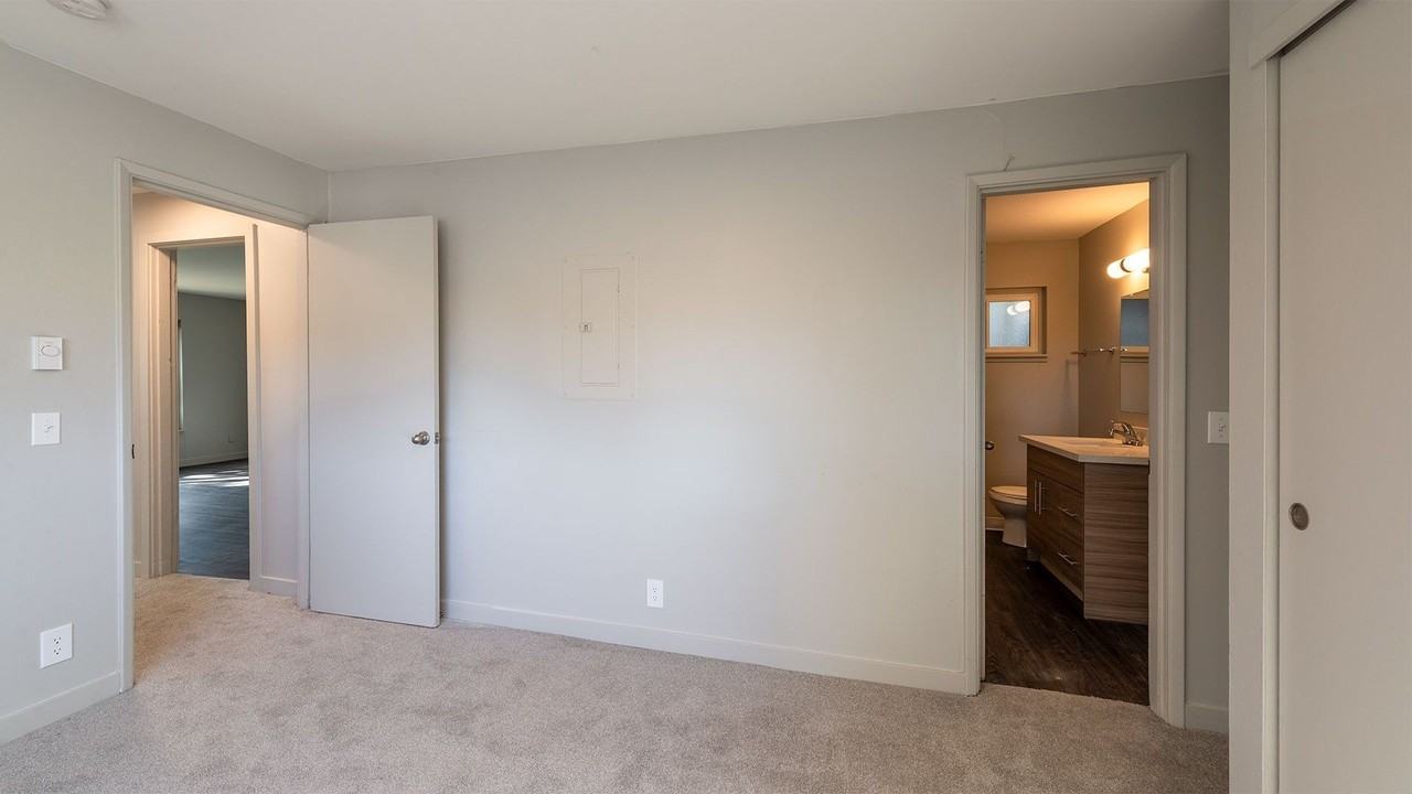 Sylvan Court - Photo 7 of 29