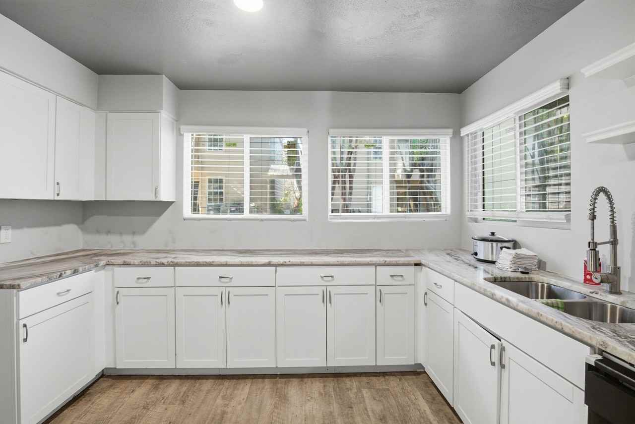 The Pines at Autumn Woods - Photo 4 of 50