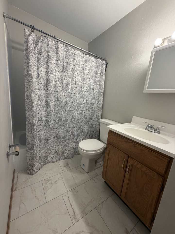 17 S Long St #3 - Photo 2 of 7