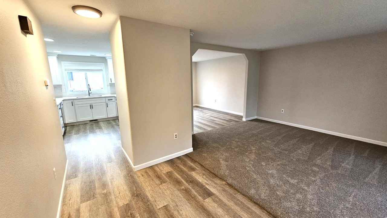 10032 Ne 19th St #1 - Photo 4 of 27