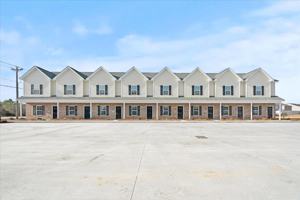 featured image of 1434 Alligator Rd #1