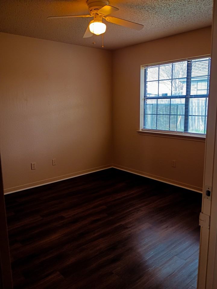 4311 Shawn Dr Apt A #A - Photo 4 of 12