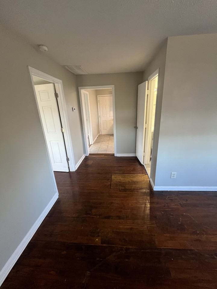 4201 Oakland Ave #1 - Photo 2 of 10