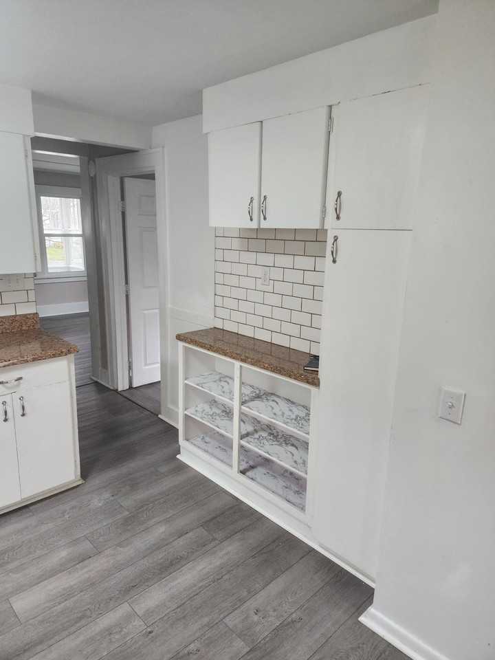 35 Buffalo St #1 - Photo 7 of 50