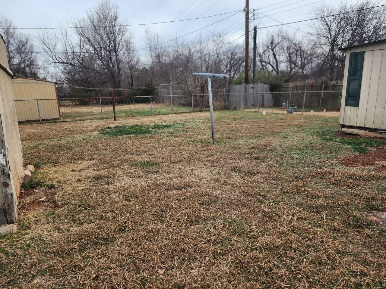 628 Ne 34th St #1 - Photo 5 of 5