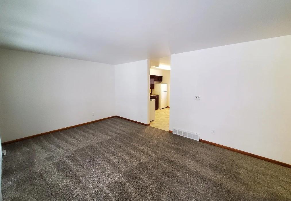 1105 Melrose Dr #1105 - Photo 2 of 7