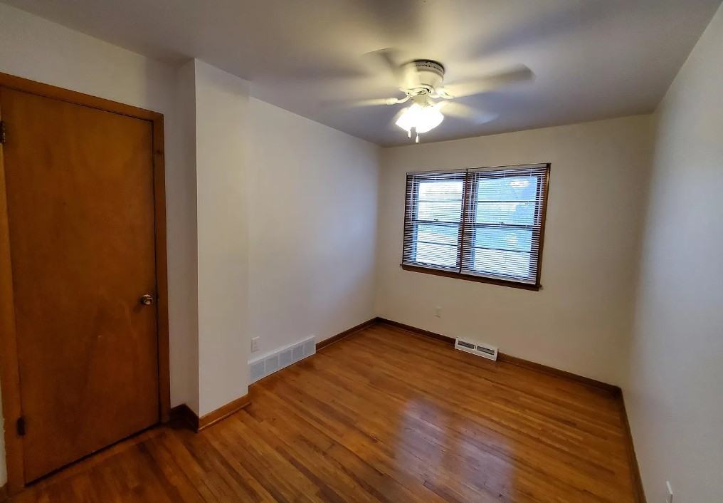 1105 Melrose Dr #1105 - Photo 3 of 7