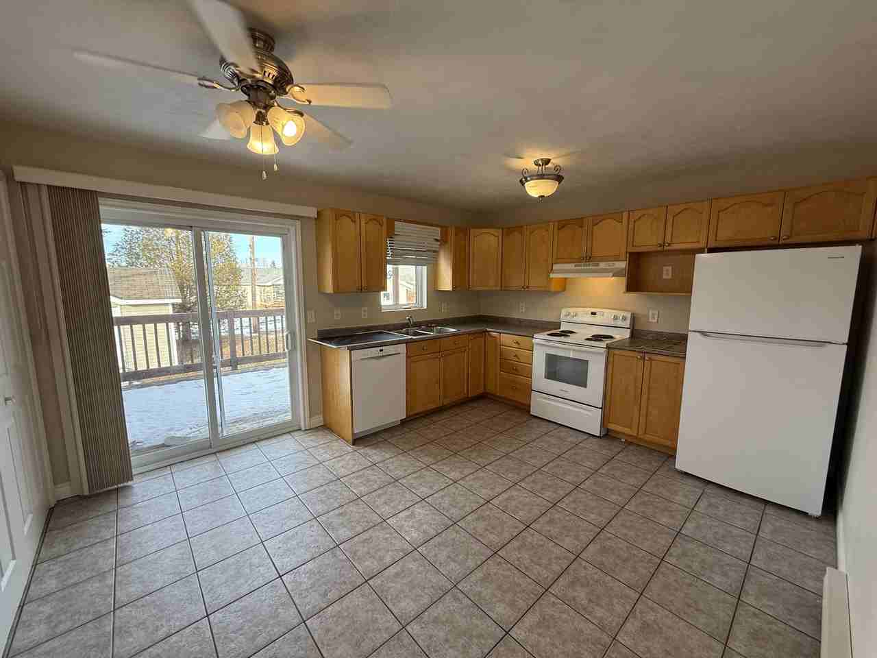 345 Rue Marguerite #1 - Photo 7 of 27