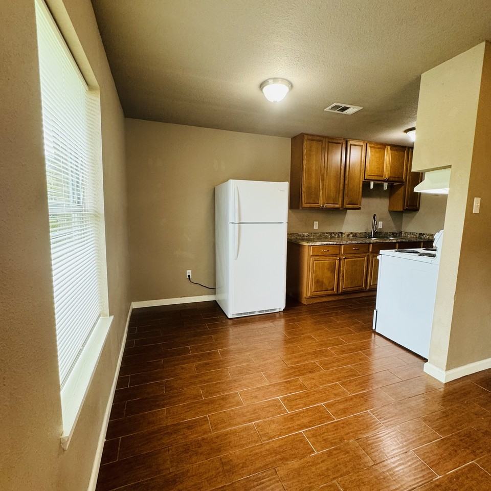 274 Prince Hall Ln - Photo 4 of 21