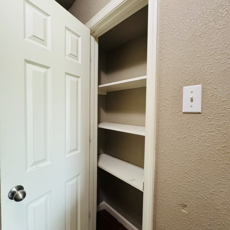 294 Prince Hall Ln - Photo 6 of 22