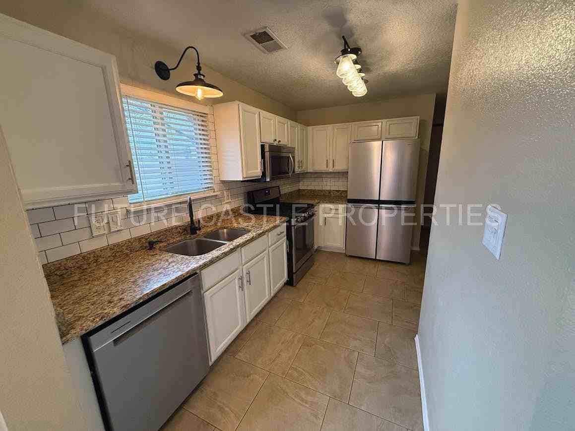 6315 La Habra Ln Ne #ABQ - Photo 5 of 12