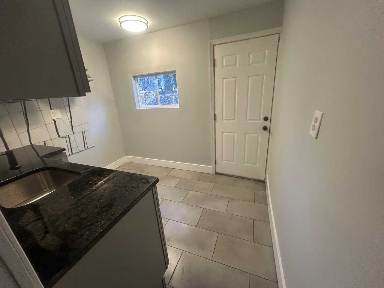 5647 Heiskell St #1 - Photo 4 of 12