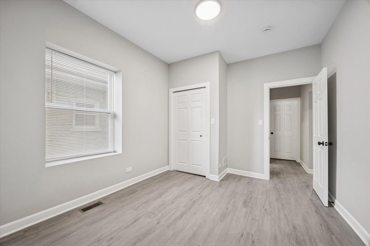 8018 S Harvard Ave #1 - Photo 4 of 49