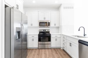 featured image of 8517 Hammond St #9I