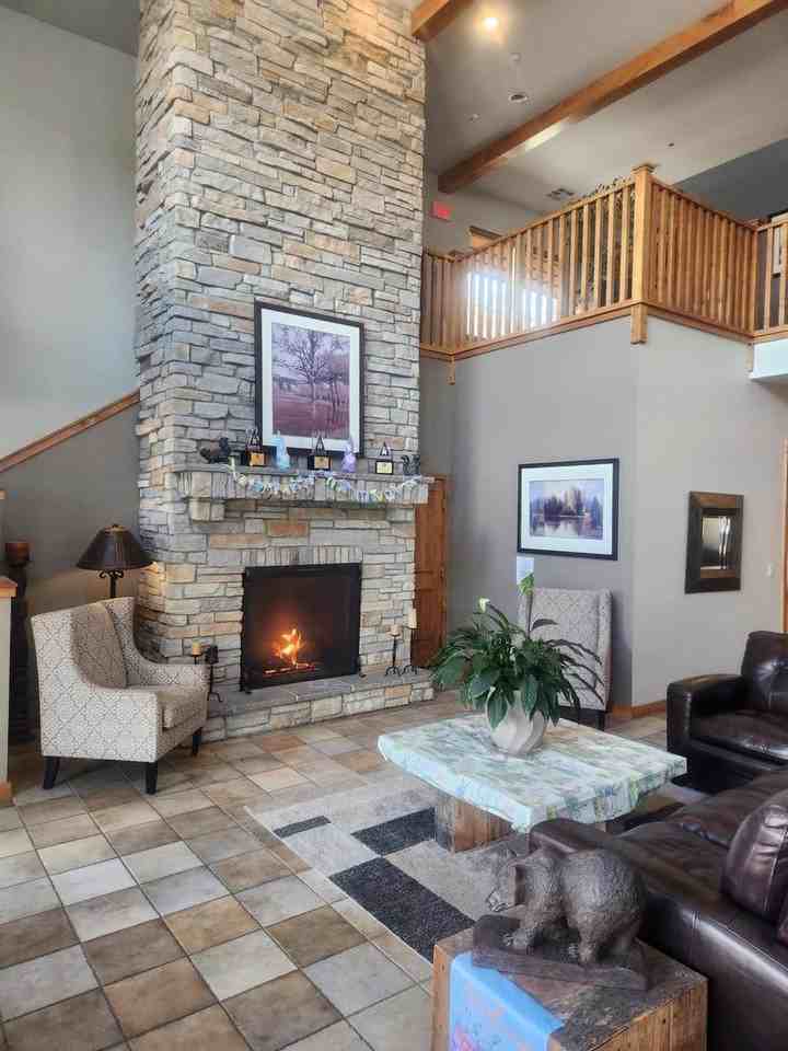 1450 Idlewild Dr - Photo 5 of 11