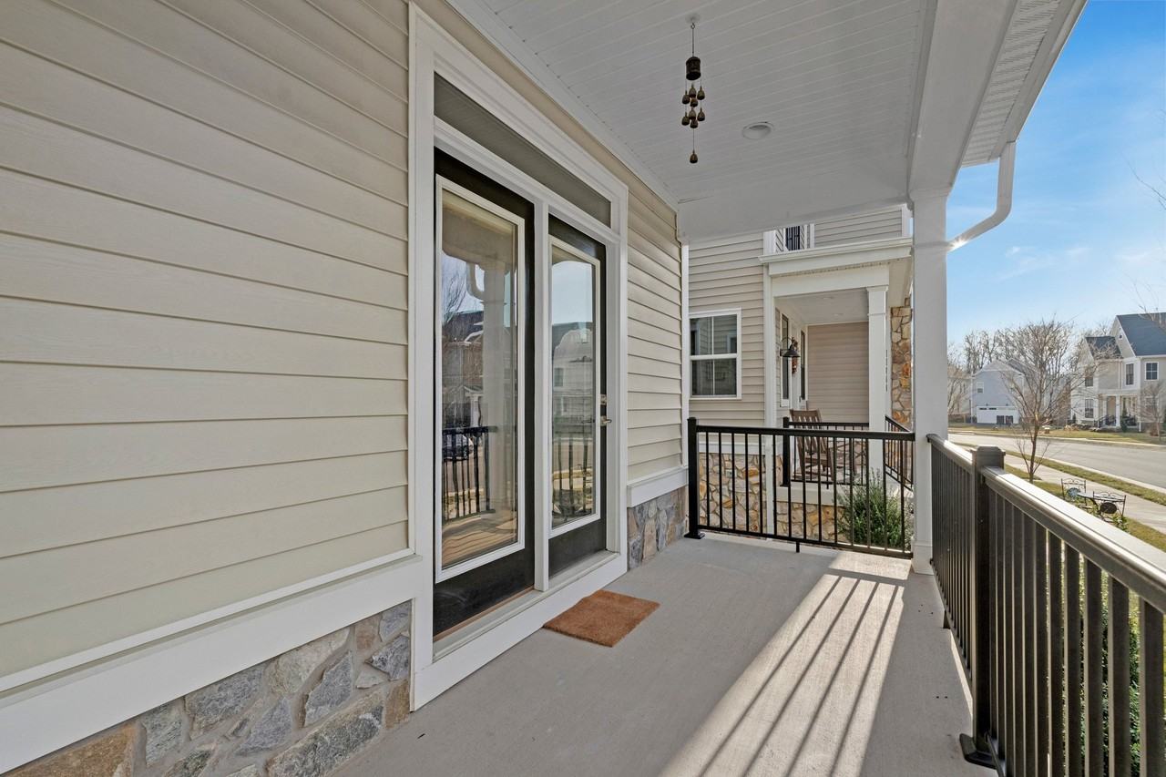 22956 Aurora View Dr #1 - Photo 3 of 50