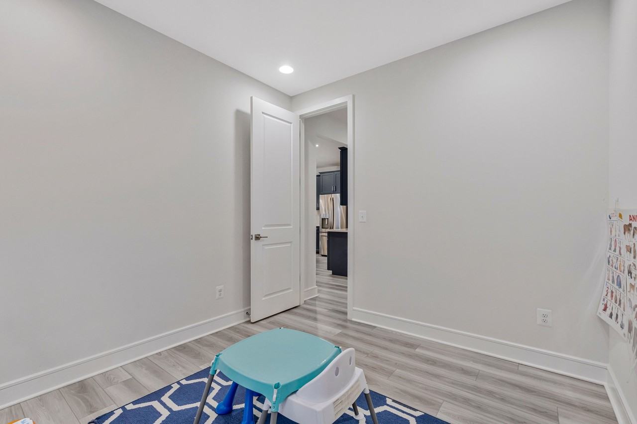 22956 Aurora View Dr #1 - Photo 7 of 50