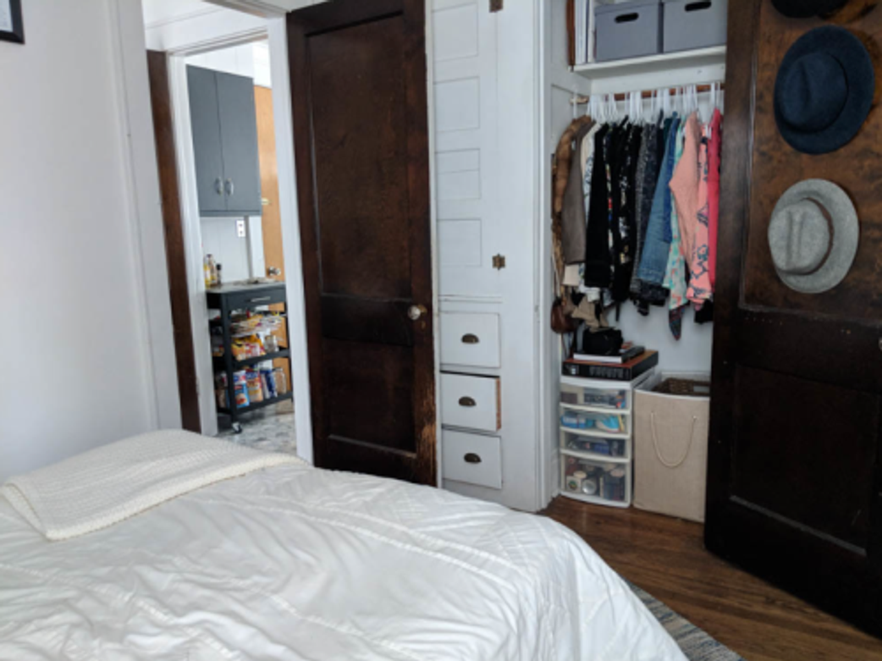 1117 Lancaster Ave - Photo 7 of 11