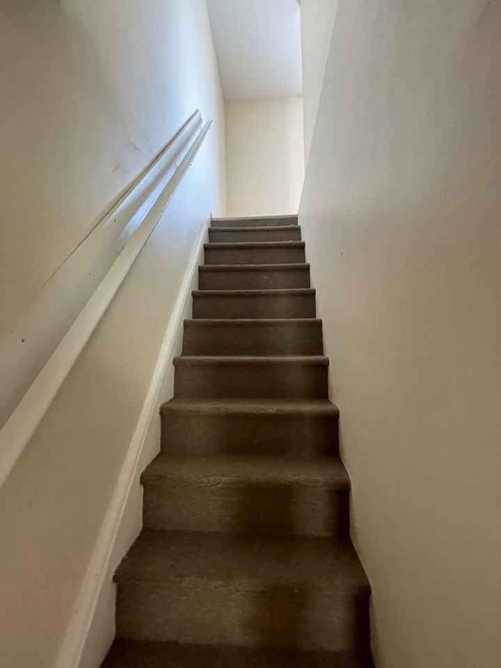 5217 Chester Ave - Photo 6 of 7