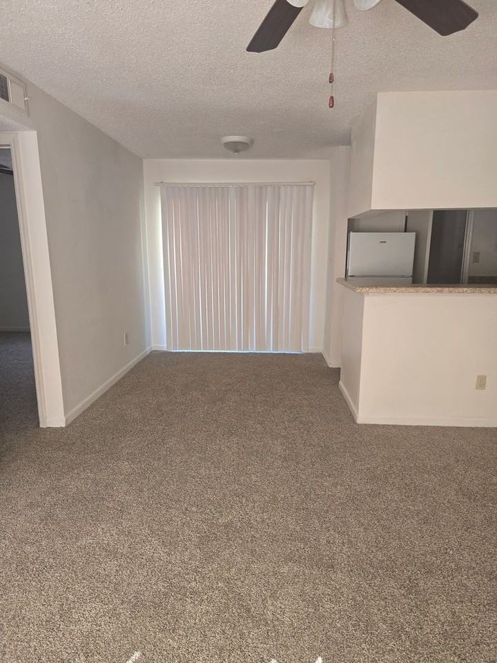 639 Garden Walk Boulevard - Photo 2 of 13