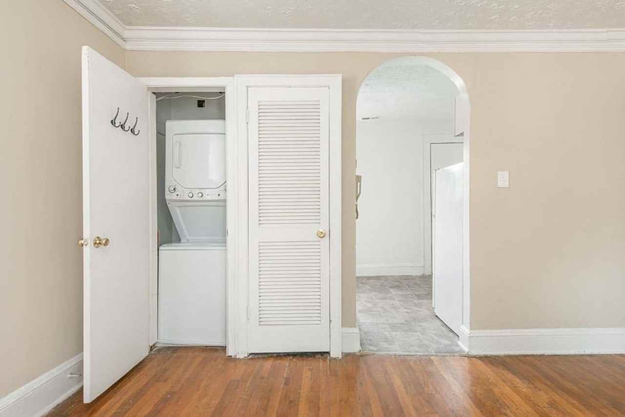 Spanish Oaks Apartment - Photo 4 of 12