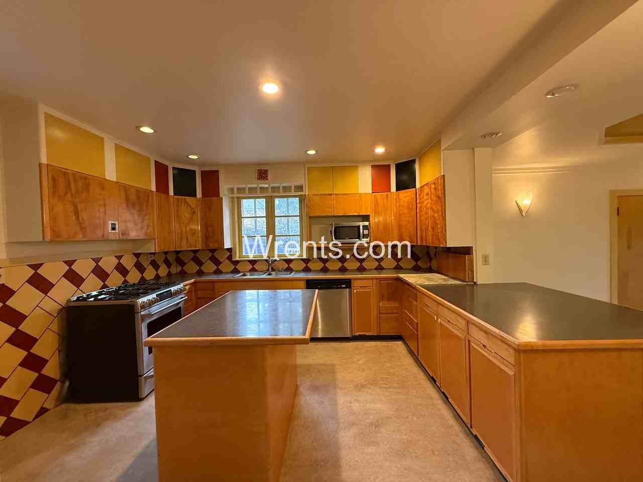 2225 S Madison St - Photo 6 of 23