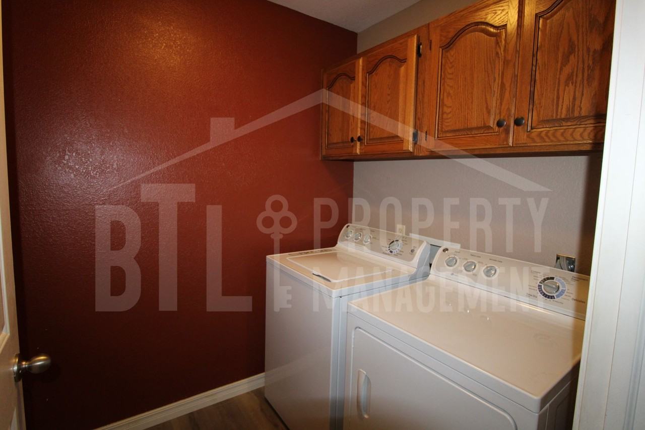 7802 Cozy Cove Rd - Photo 7 of 18