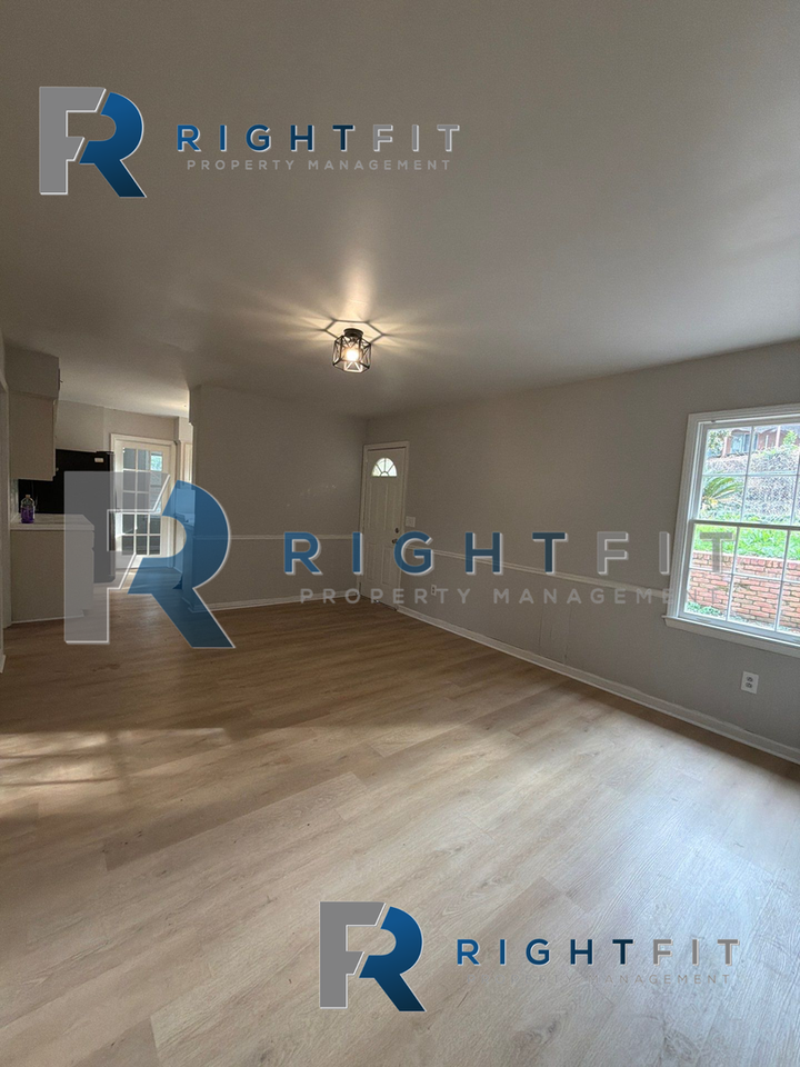 5152 Verdun Dr - Photo 3 of 12