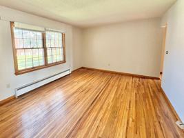 featured image of 905 W Benton St