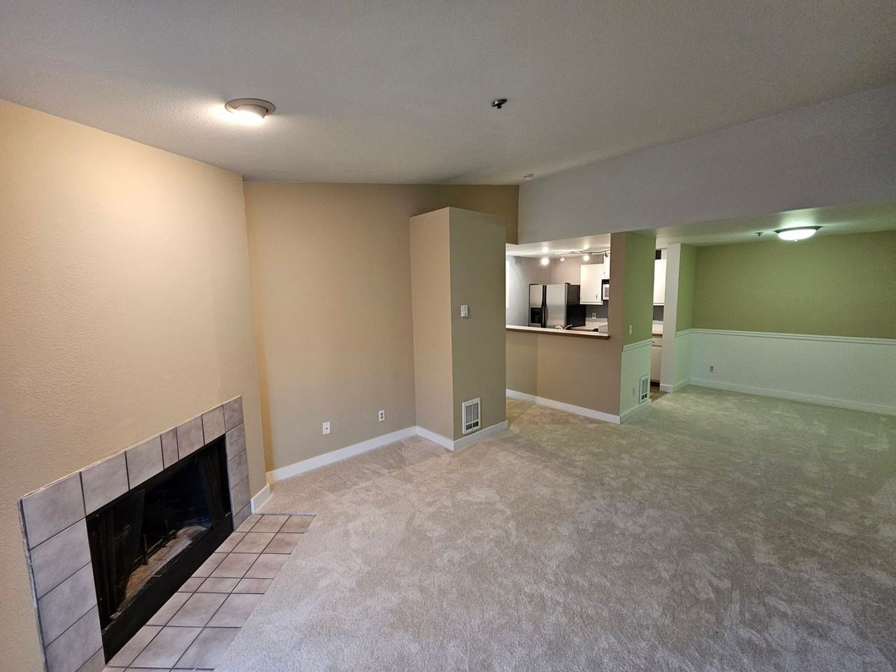 975 Aberdeen Ave Ne - Photo 6 of 19