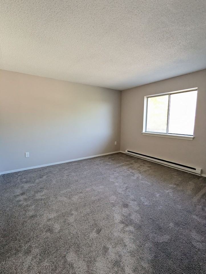 YTY Apartments - Photo 6 of 13