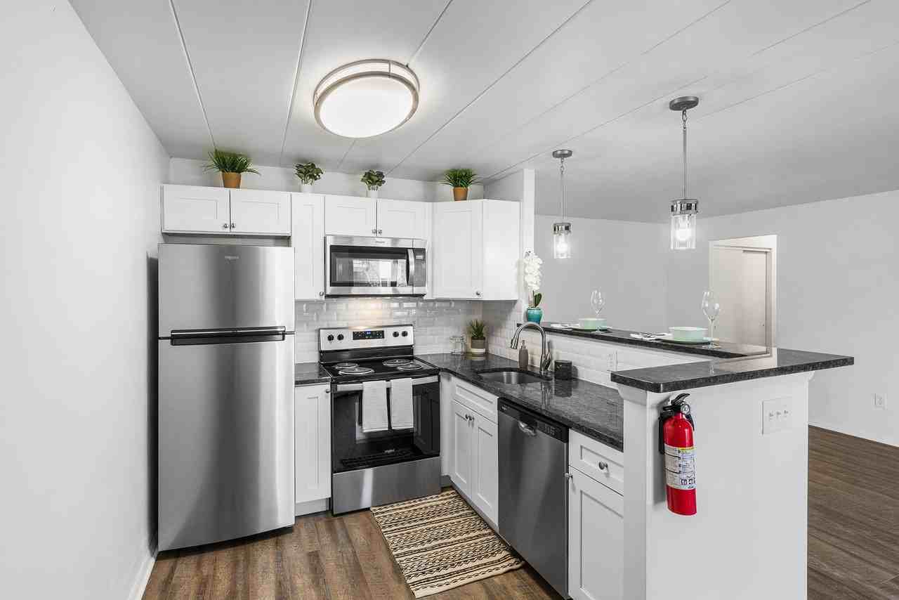 Parkwynn Apartments - Photo 7 of 41