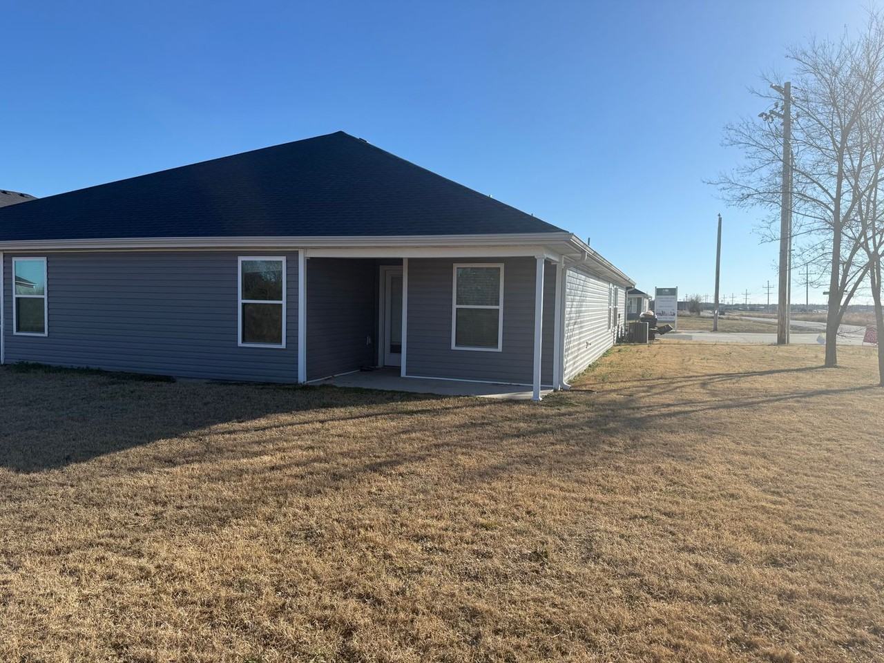 523 Alex Jordan Dr - Photo 3 of 22