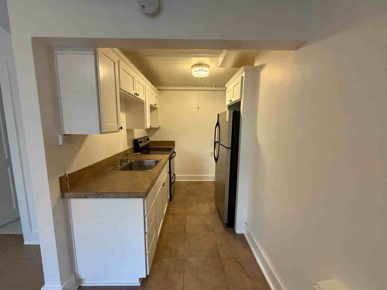 Charlotte Rose - Photo 2 of 28