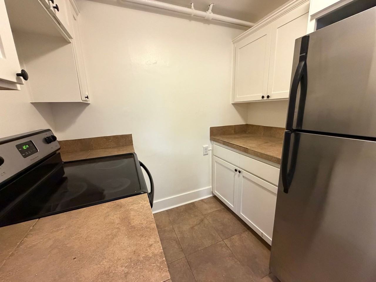 Charlotte Rose - Photo 3 of 28