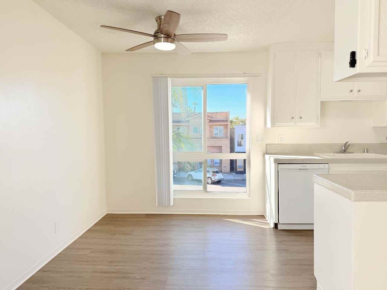 Sunset Cliffs | Beautiful 2 and 1 bedroom 1 bathroom - Photo 2 of 17