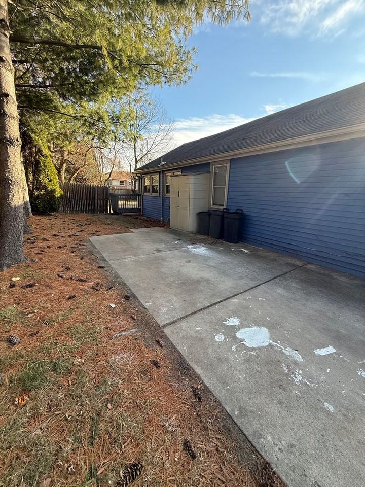 15 Deming Ave - Photo 4 of 24