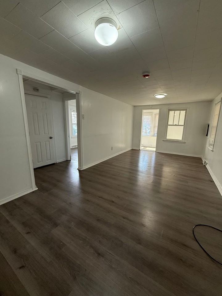 15 Deming Ave - Photo 7 of 24