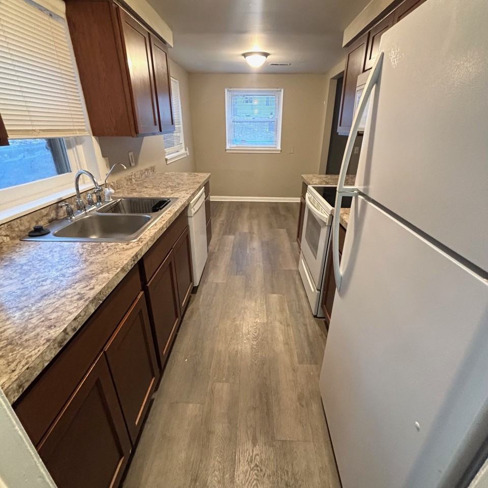 5705 Potter - Photo 4 of 11