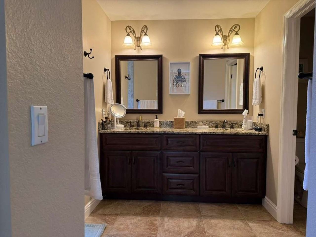 3631 Patty Ct - Photo 4 of 39