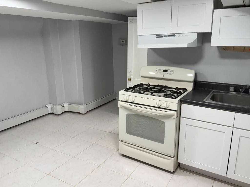 160 Amackassin Ter - Photo 2 of 6