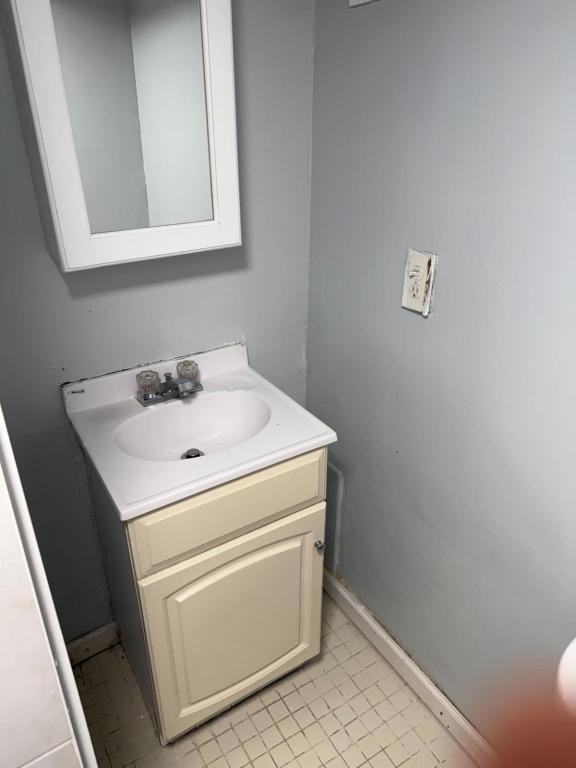 160 Amackassin Ter - Photo 6 of 6