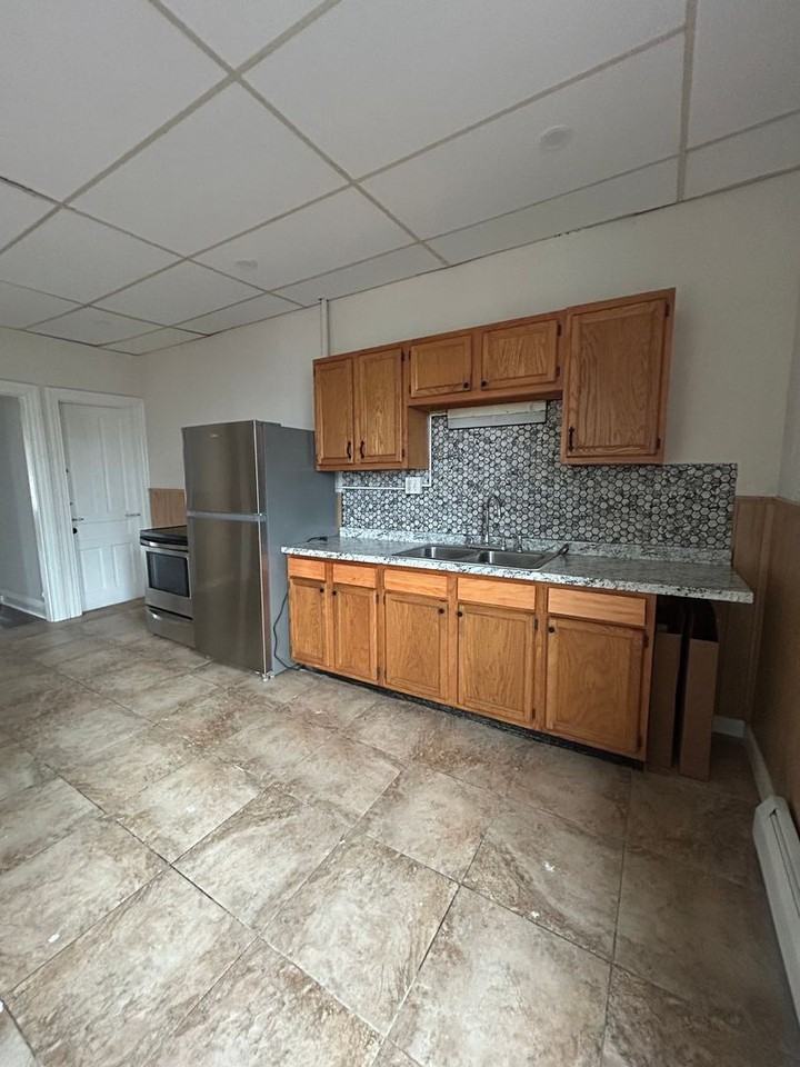 308 W North St - Photo 6 of 17