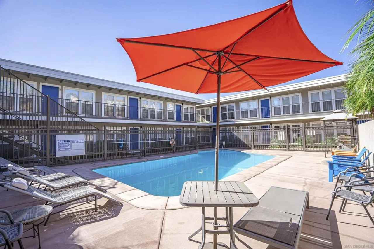 The Palms - Photo 2 of 22